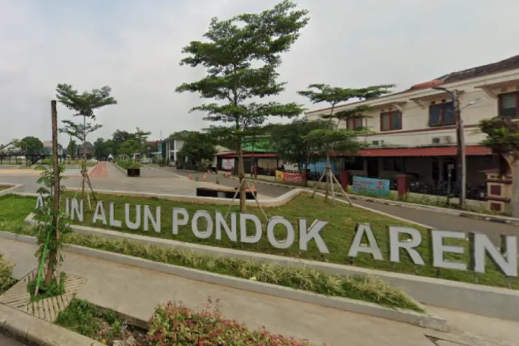 alun-alun pondok aren